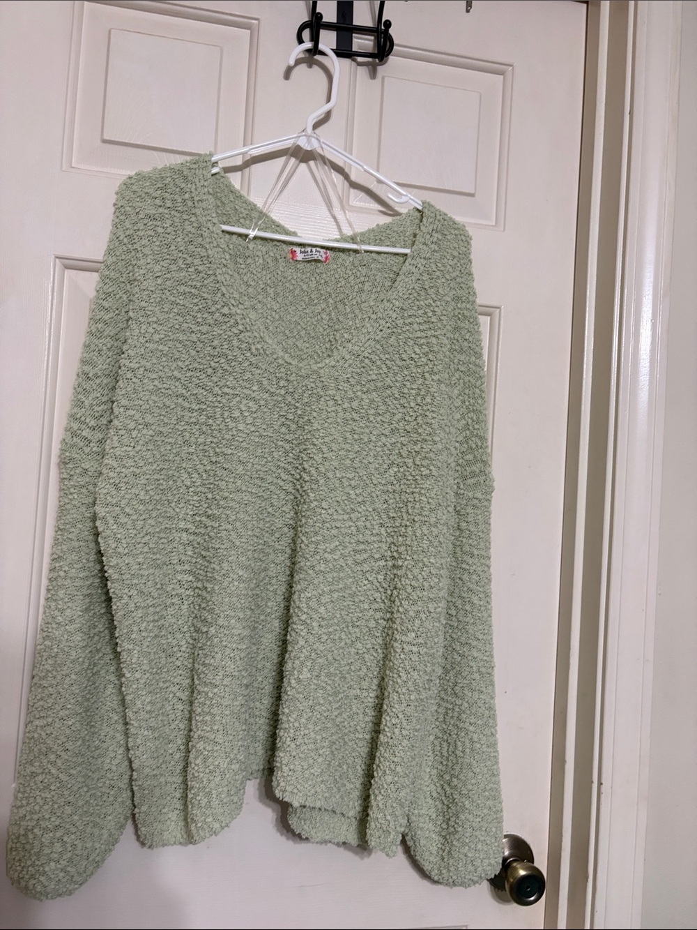 Relaxed V-Neck Sweater in Sage Green